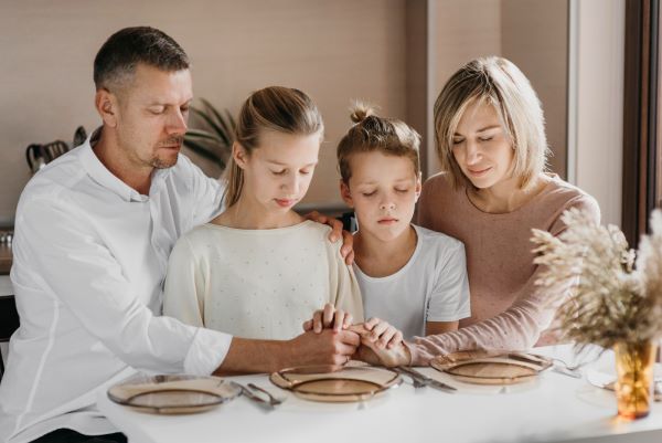 Gemeinsame Rituale in der Familie finden